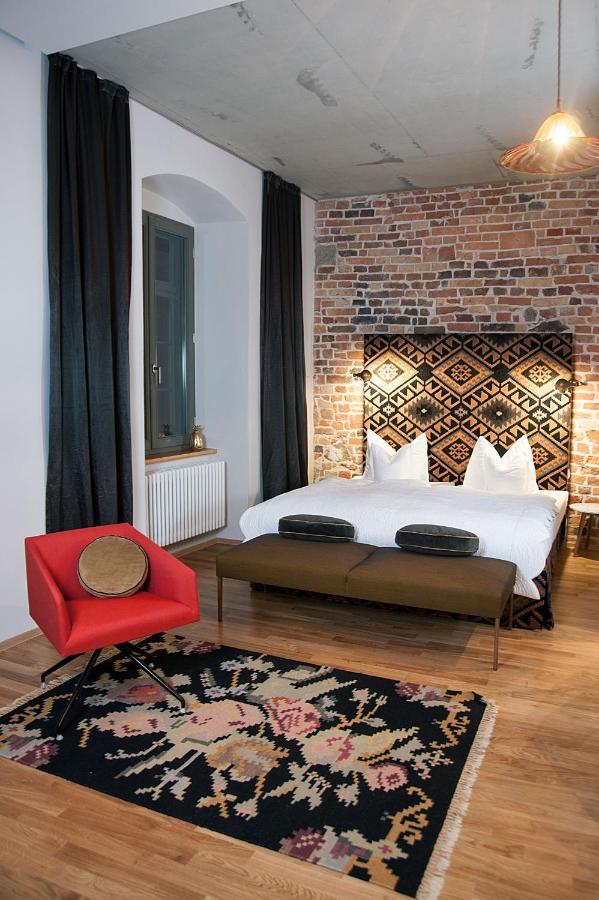Emmerich Hotel Goerlitz Eksteriør bilde A room at the Hotel