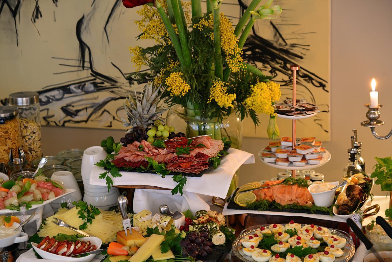 Emmerich Hotel Goerlitz Eksteriør bilde A buffet