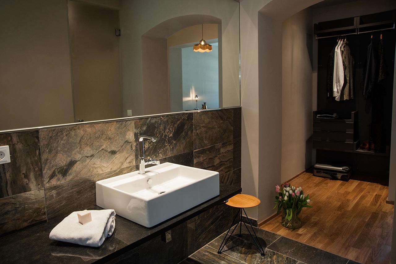 Emmerich Hotel Goerlitz Eksteriør bilde Bathroom